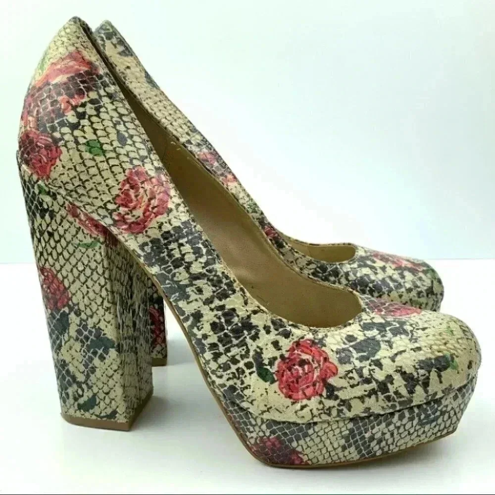 Mia Uptown girl platforms 10 multicolored floral